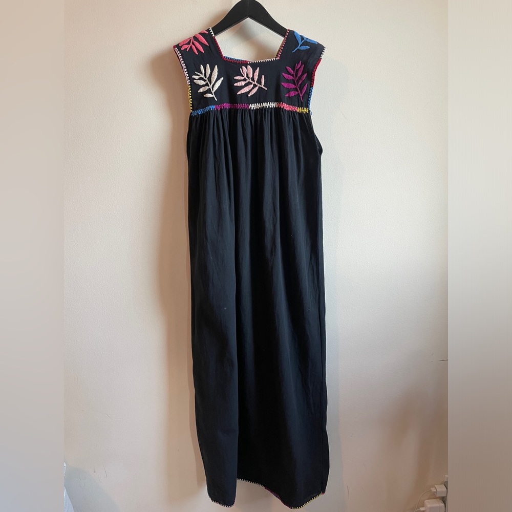Carolina K cotton beach dress w embroidery size S black floral maxi coverup
